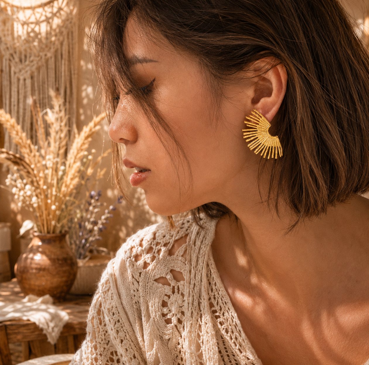 Boucles d’Oreilles Soleil Dorées en Acier Inoxydable – Esprit Bohème